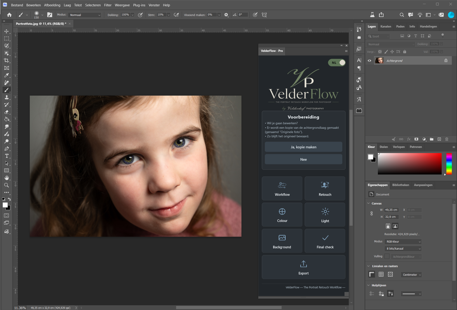 Het VelderFlow-paneel naast een portretfoto in Photoshop